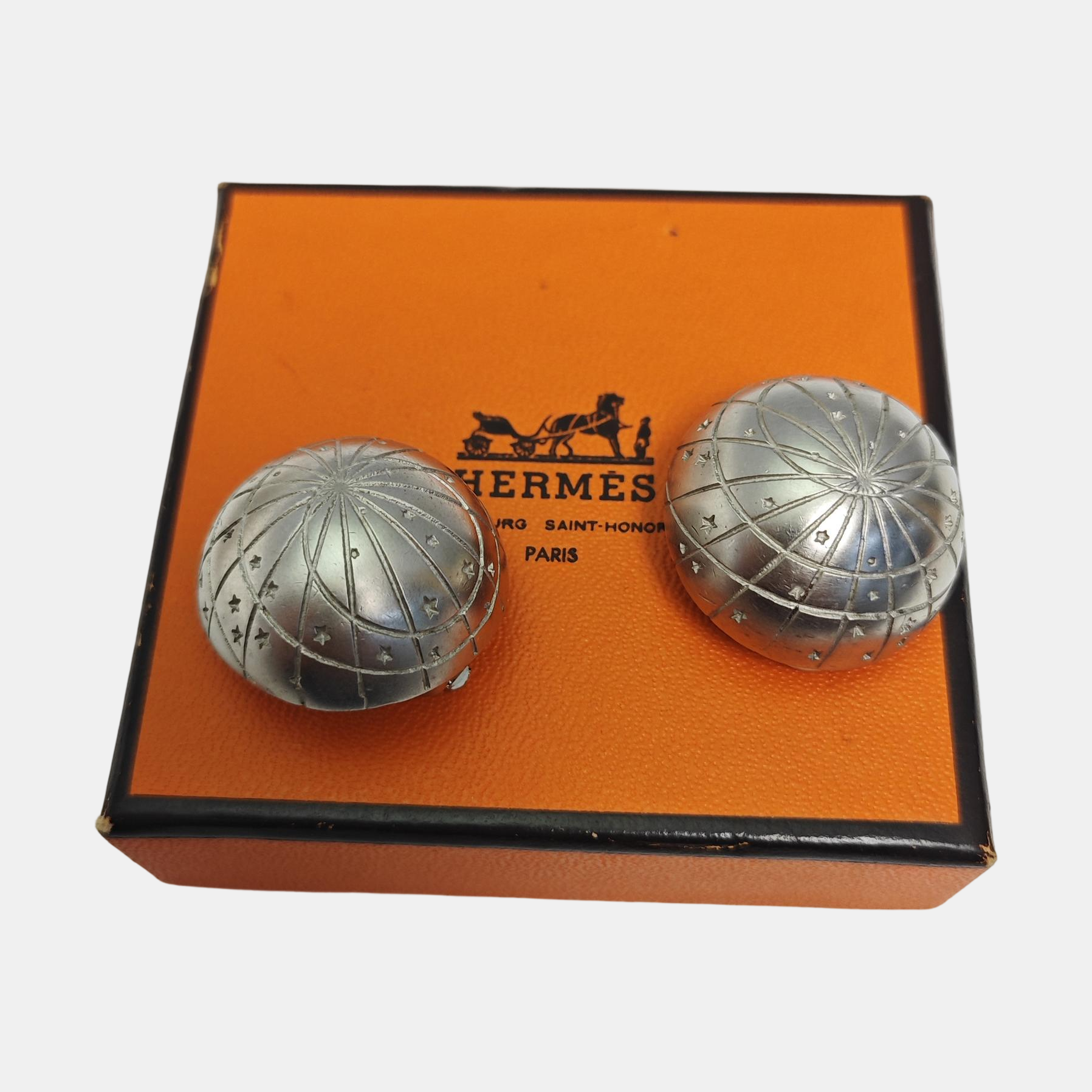 Metal Silver Clip On Earrings