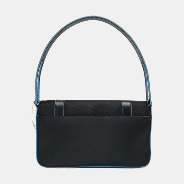Canvas Black