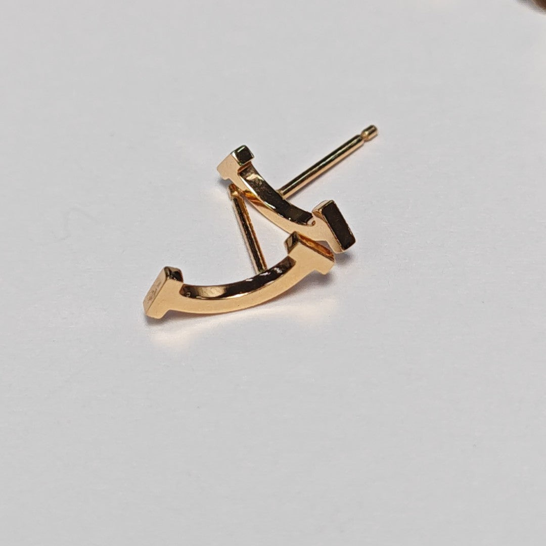 Tiffany T 18k Rose Gold Stud Earrings