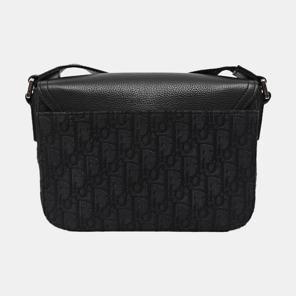 Saddle Small Oblique Canvas Black