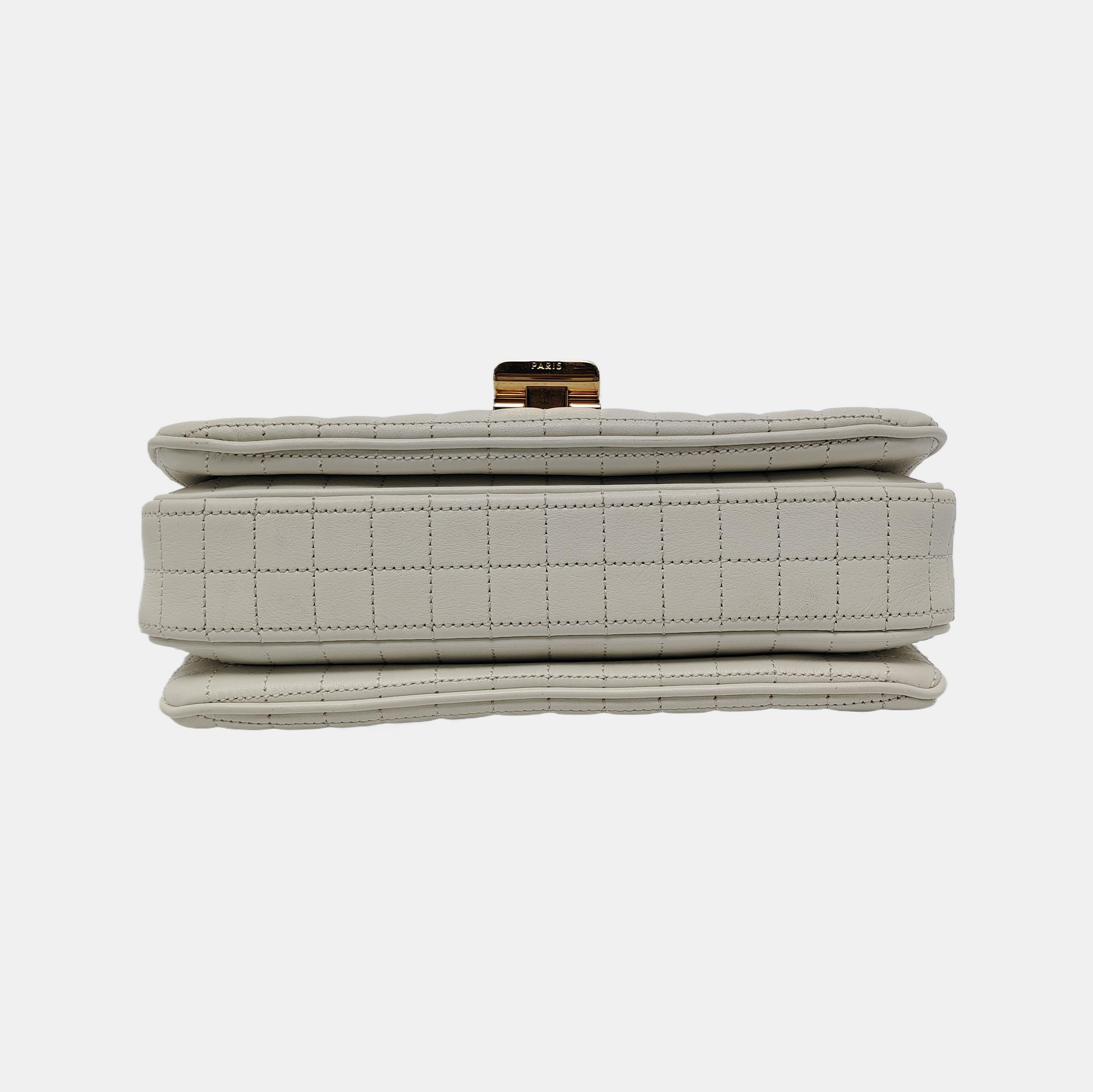 Authenticated pre-owned  C Medium Quilted Calfskin White - Shoulder Bag at Looply