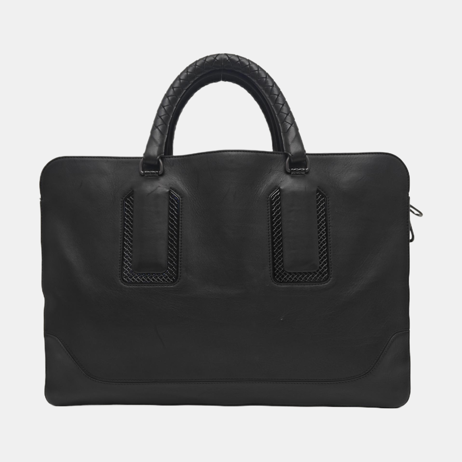 Calfskin Shoulder Bag Black