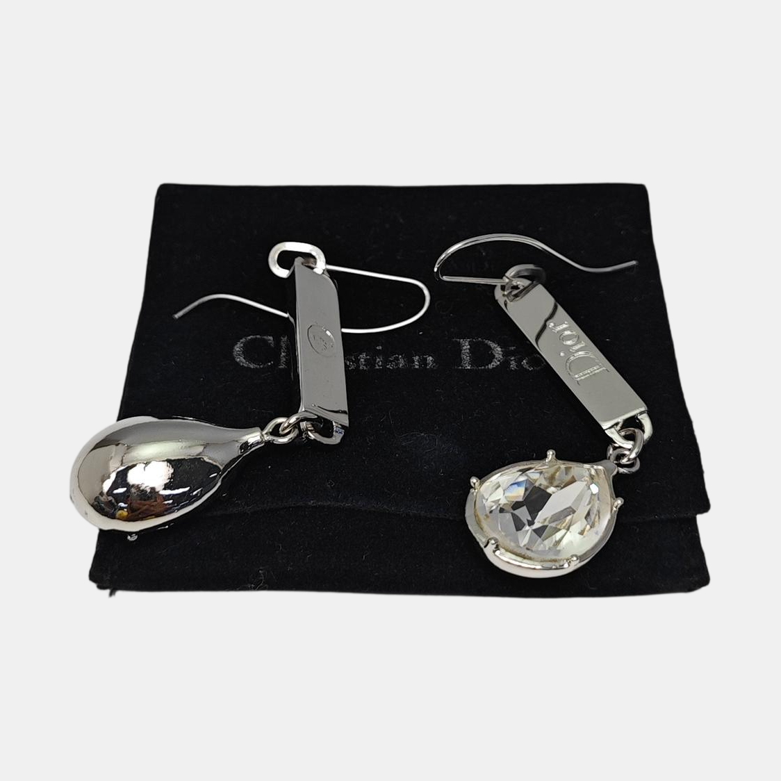 Dio(r)evolution Metal Silver Earrings
