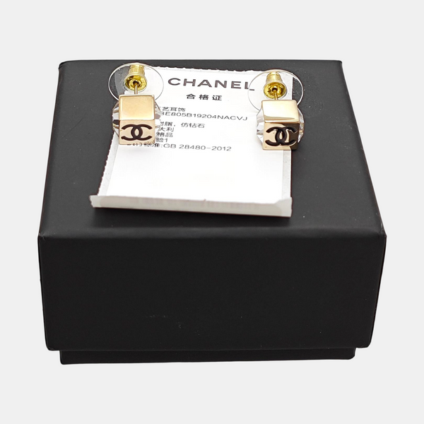 Metal Gold Stud Earrings