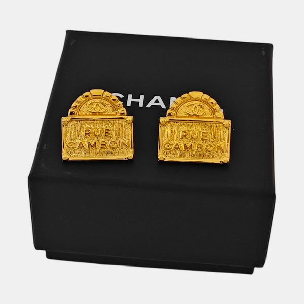 Metal Gold Stud Earrings