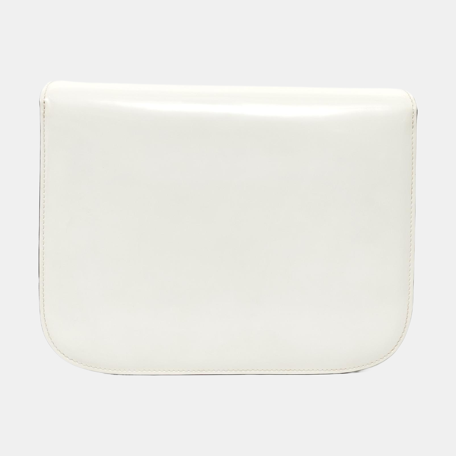 Authenticated pre-owned  CLASSIC BOX Medium Calfskin White - Shoulder Bag at Looply