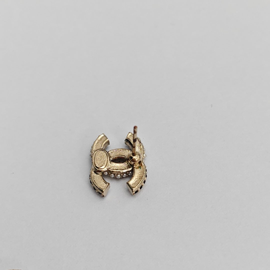 Metal Gold Stud Earrings