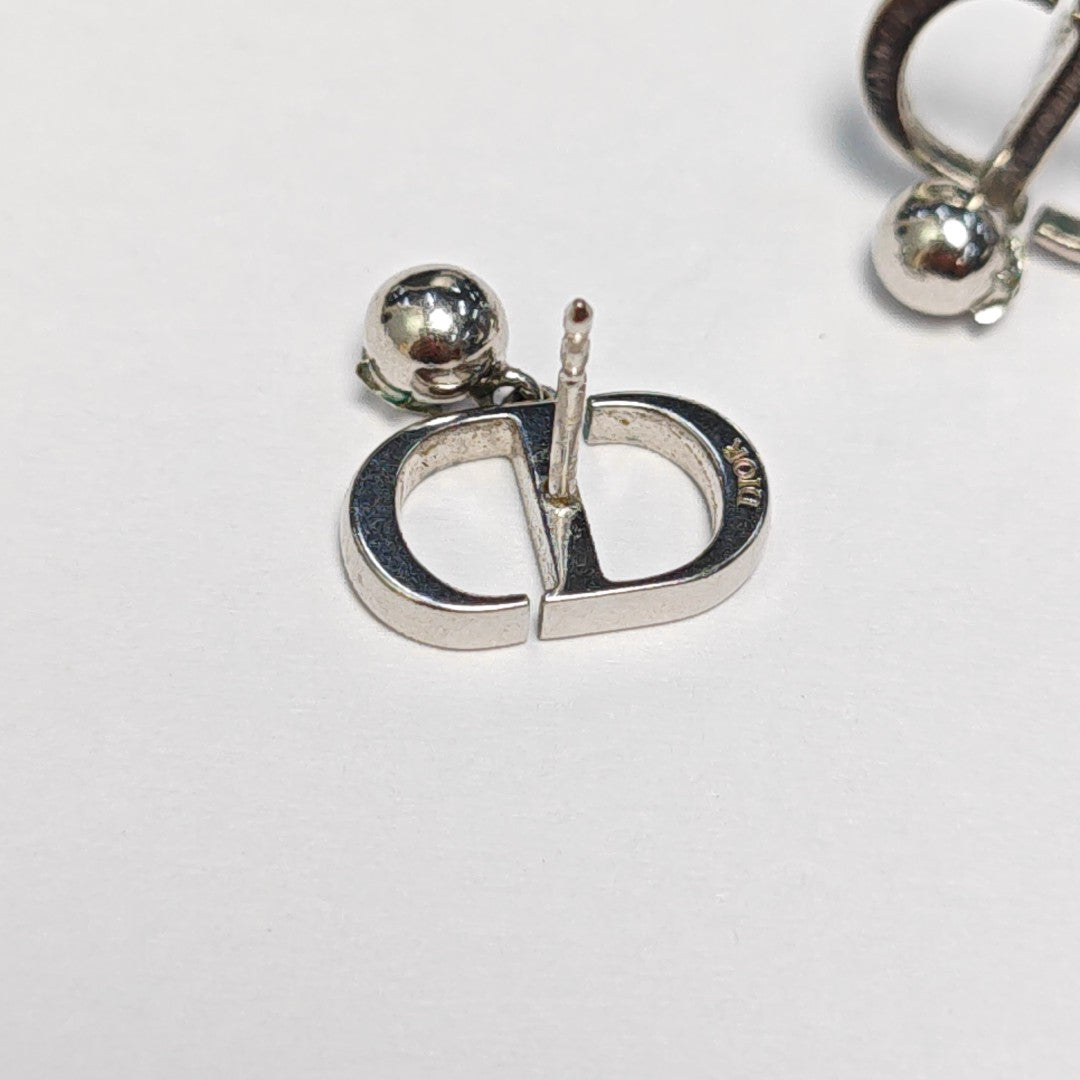 Petit CD Metal Silver Earrings