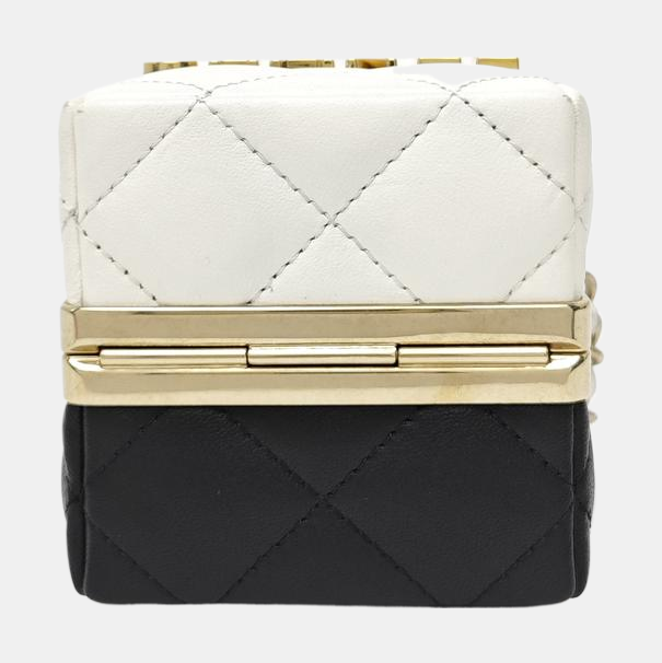Quilted Lambskin Shoulder Bag Multicolor