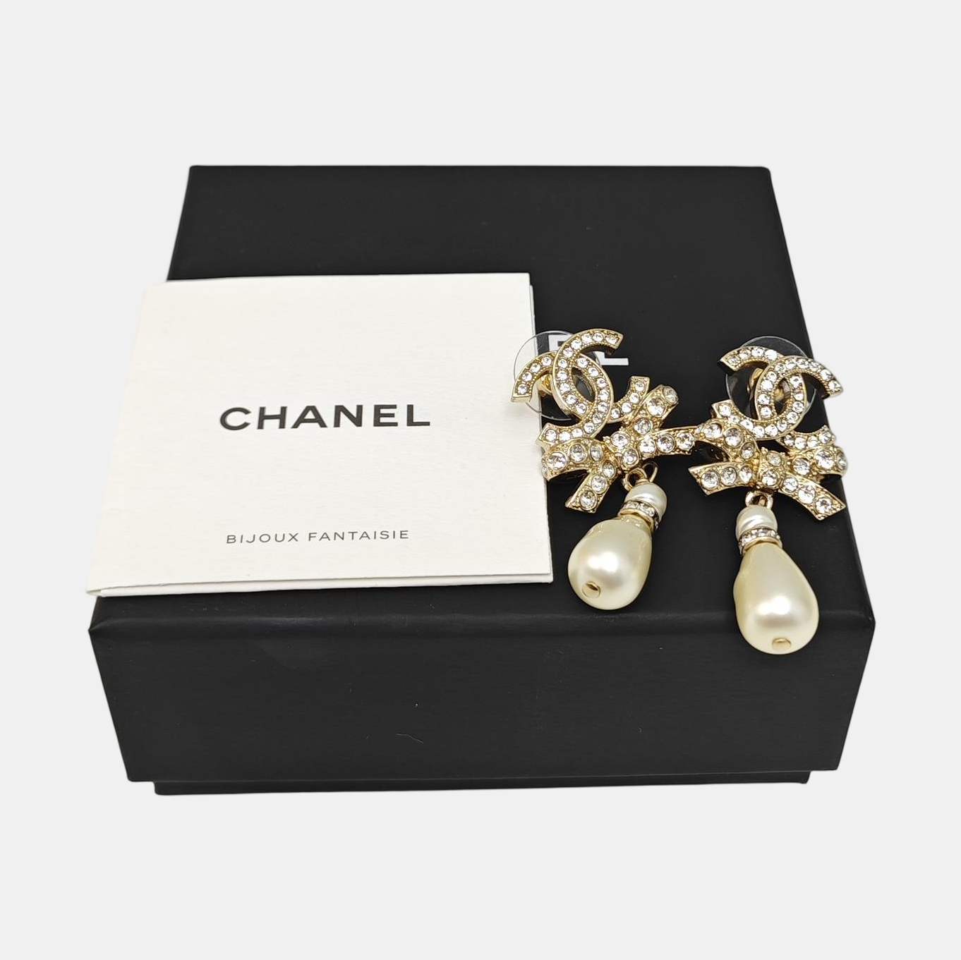 Metal Gold Stud Earrings