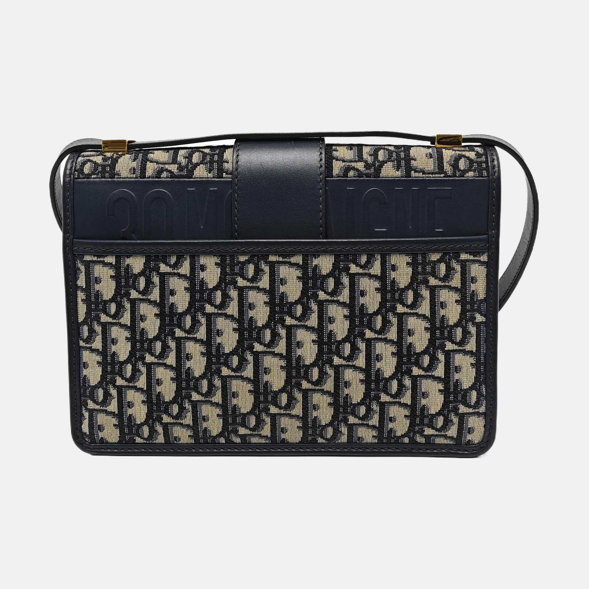 30 Montaigne Oblique Canvas Blue