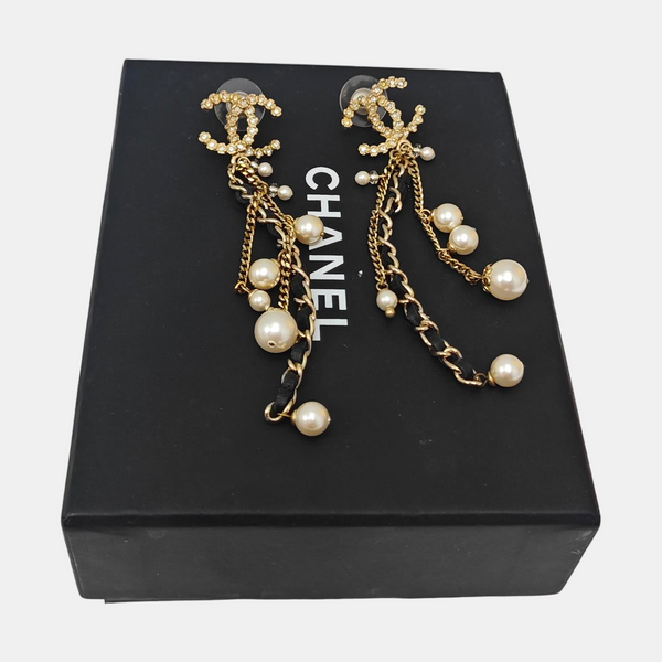Metal Gold Stud Earrings