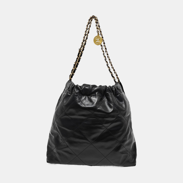 CHANEL 22 Medium Quilted Calfskin Black