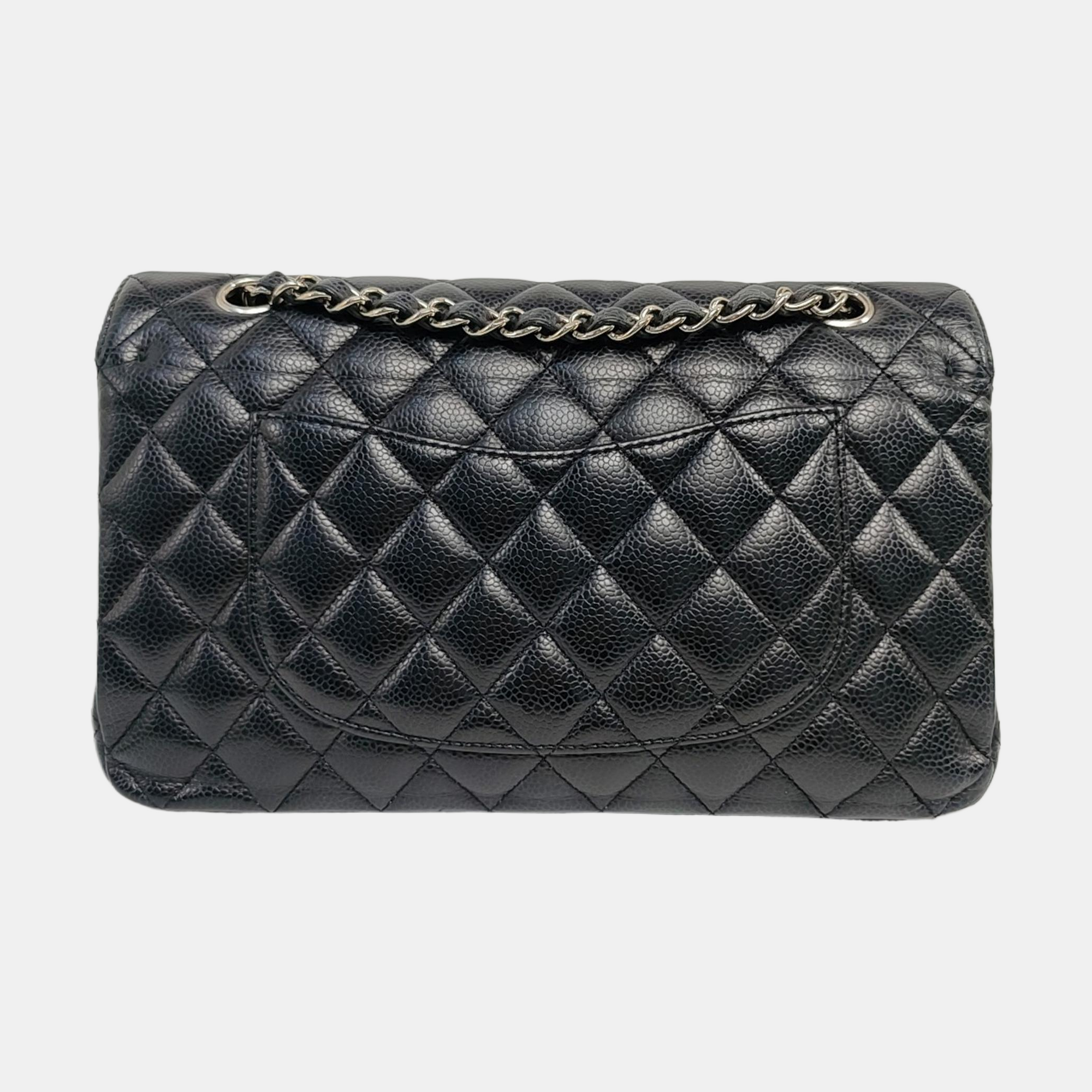 Authenticated pre-owned  CLASSIC FLAP Medium Quilted Grained Calfskin Black - Crossbody Bag at Looply