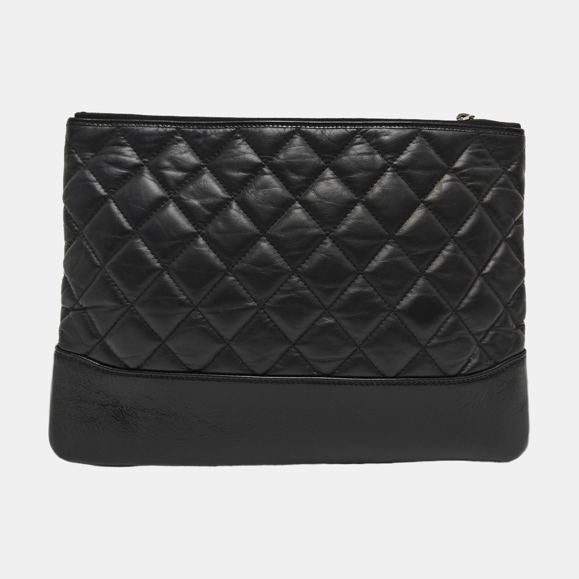 GABRIELLE Medium Quilted Calfskin Black