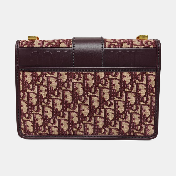 30 Montaigne Oblique Canvas Red