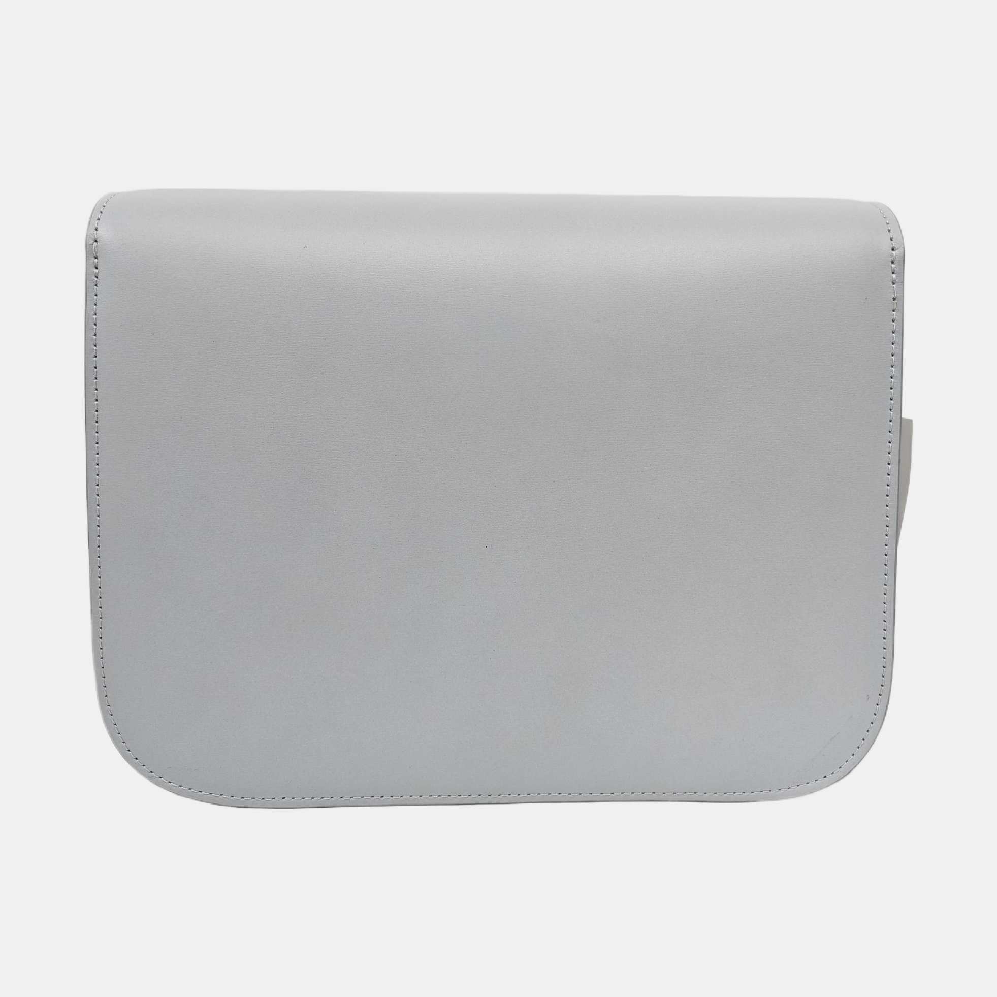 CLASSIC BOX Medium Calfskin Blue