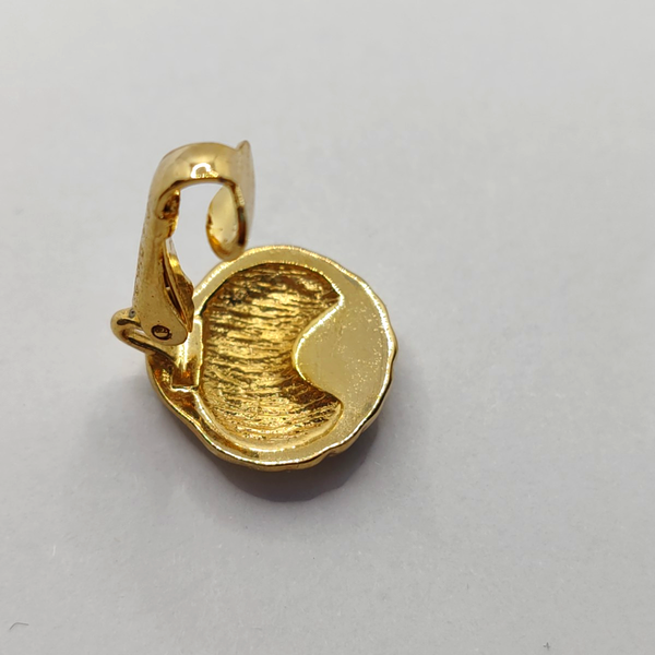Twist Round Metal Gold Clip On Earrings