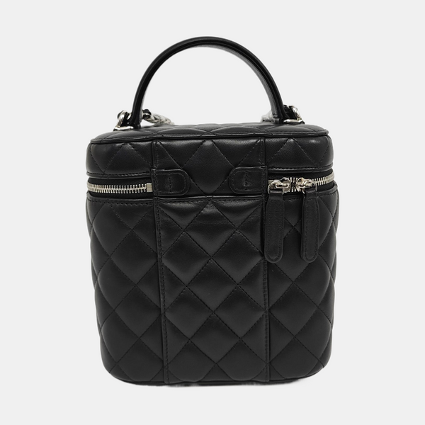 Authenticated pre-owned  VANITY CASE Quilted Lambskin Black - Shoulder Bag at Looply