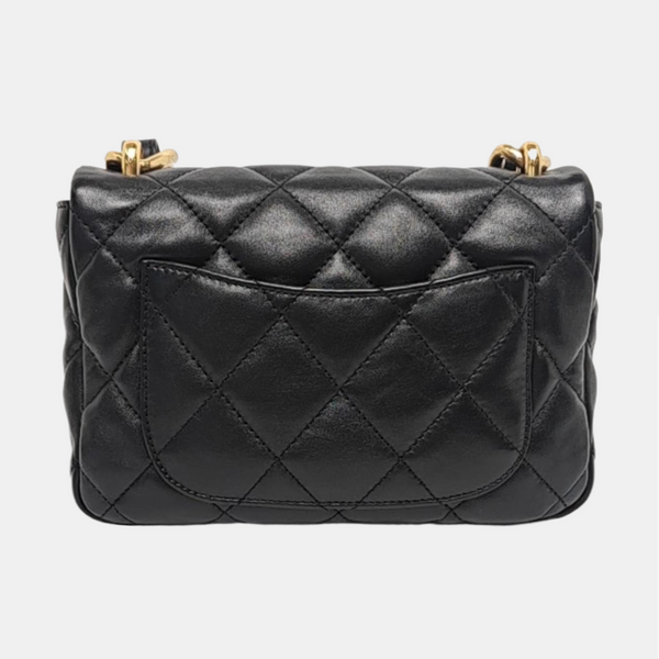 CLASSIC FLAP Quilted Lambskin Black
