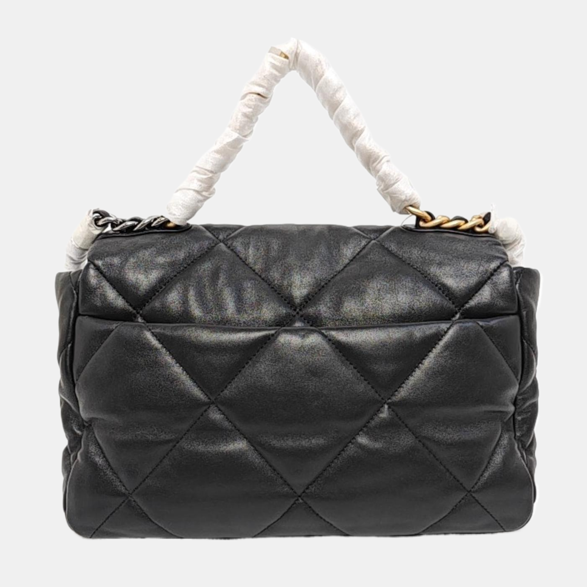 CHANEL 19 Medium Quilted Lambskin Black