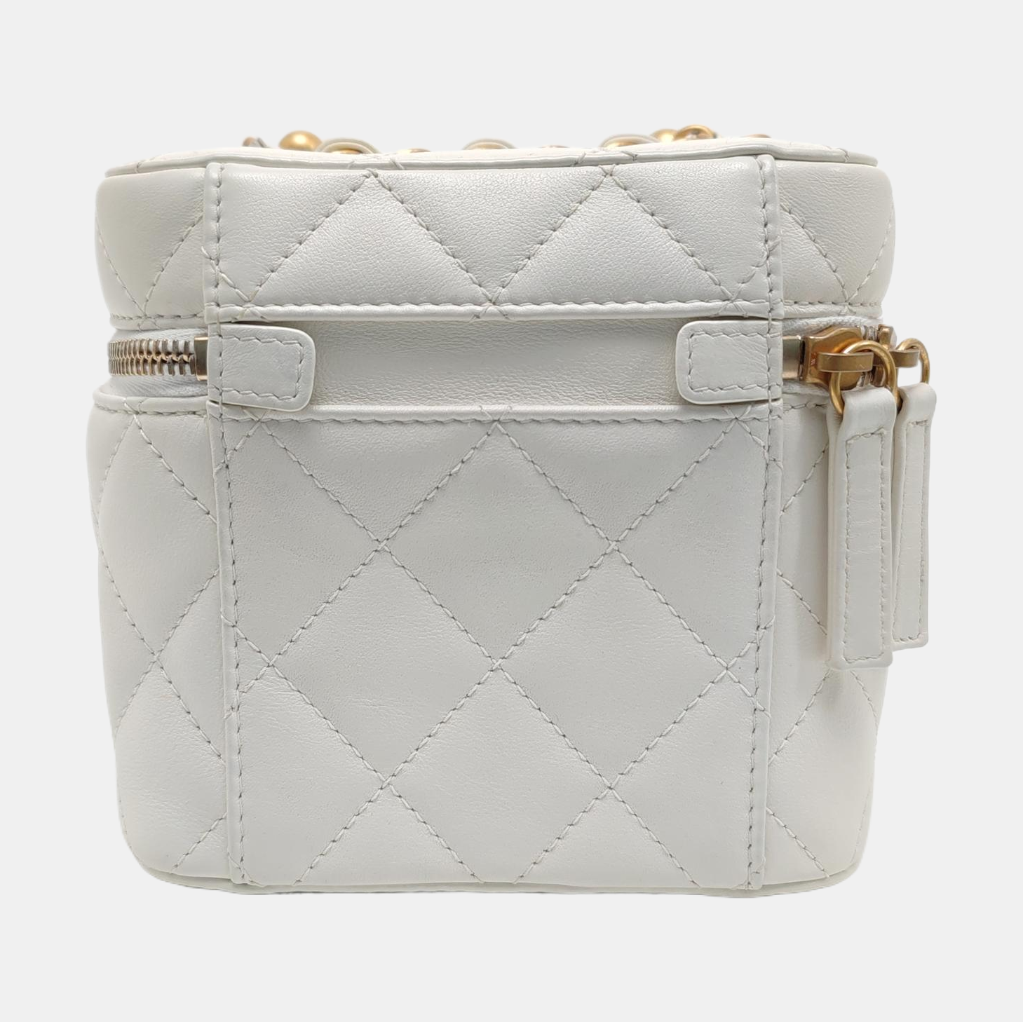 Authenticated pre-owned  VANITY CASE Small Quilted Calfskin White - Shoulder Bag at Looply