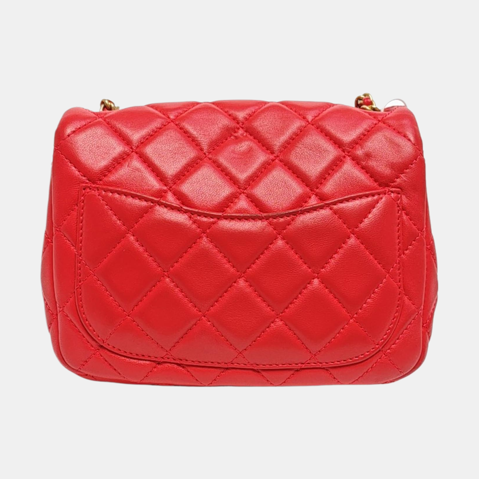 Authenticated pre-owned  CLASSIC FLAP Quilted Lambskin Red - Shoulder Bag at Looply