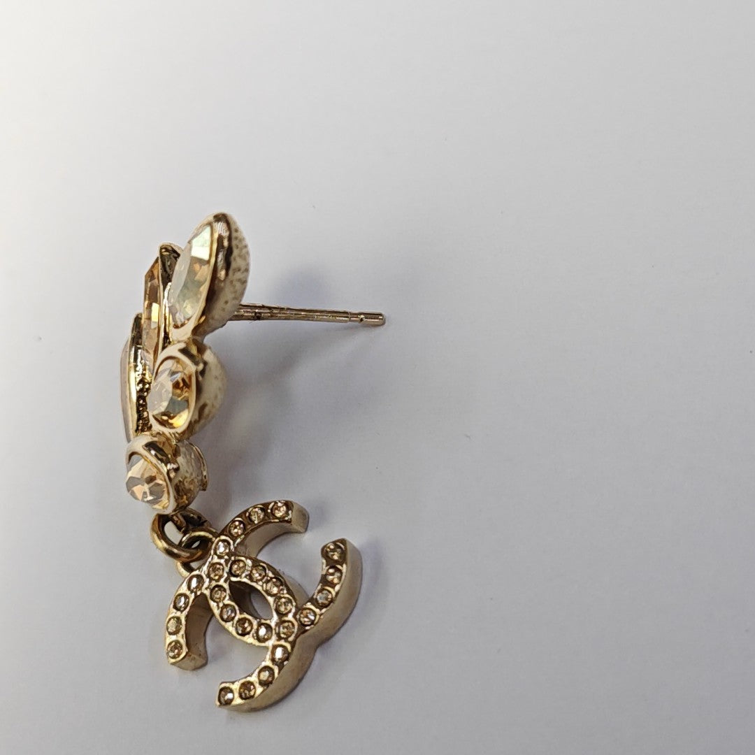 Metal Gold Earrings