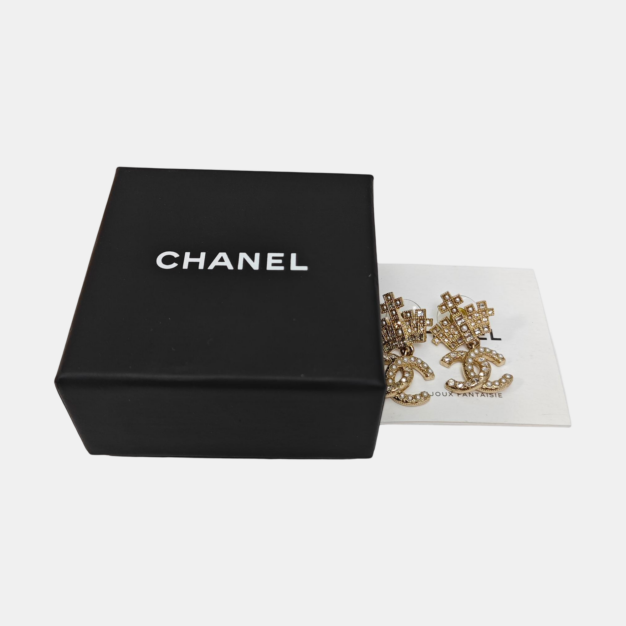 Metal Gold Stud Earrings