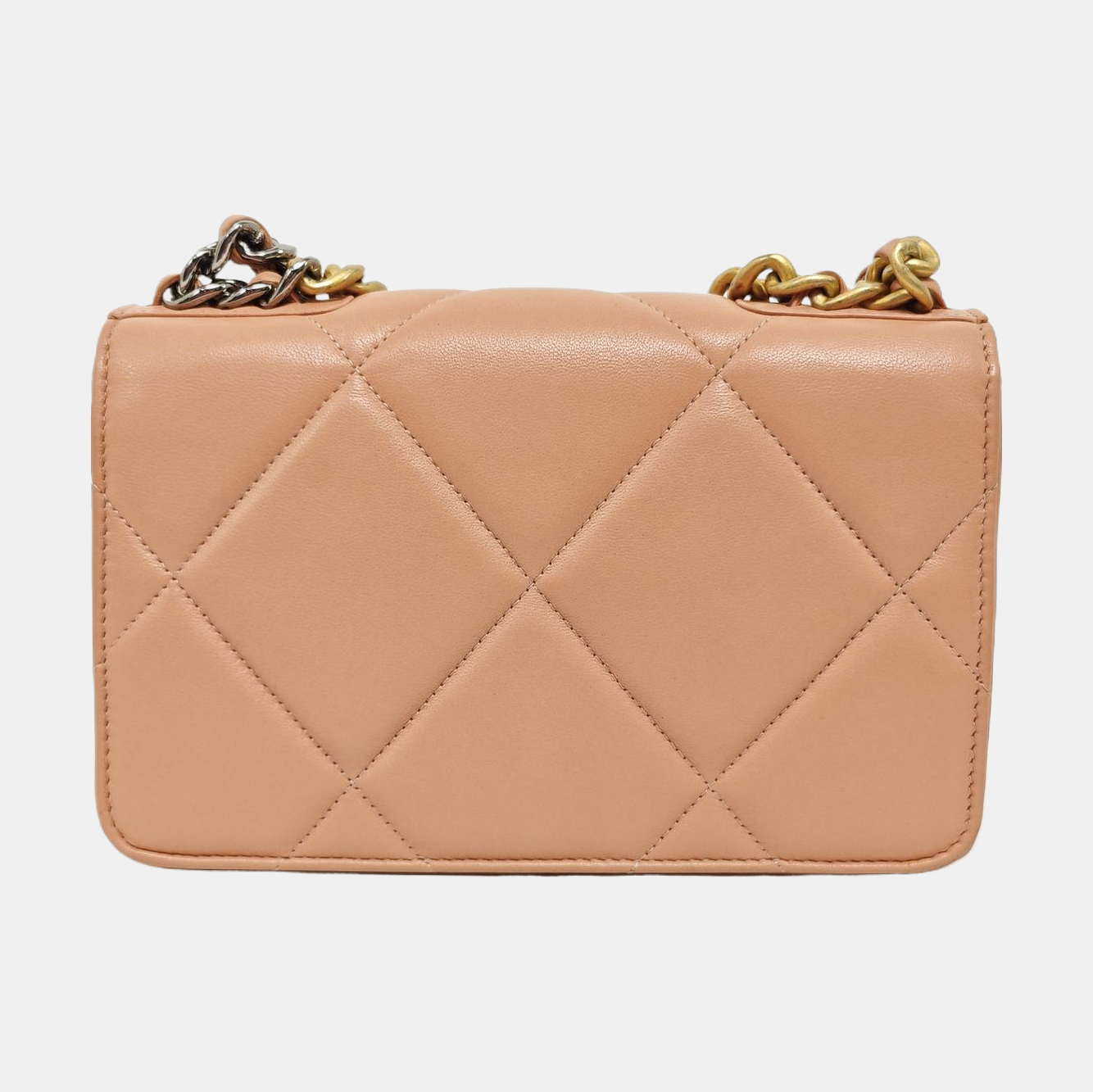 CHANEL 19 WOC Quilted Lambskin Pink