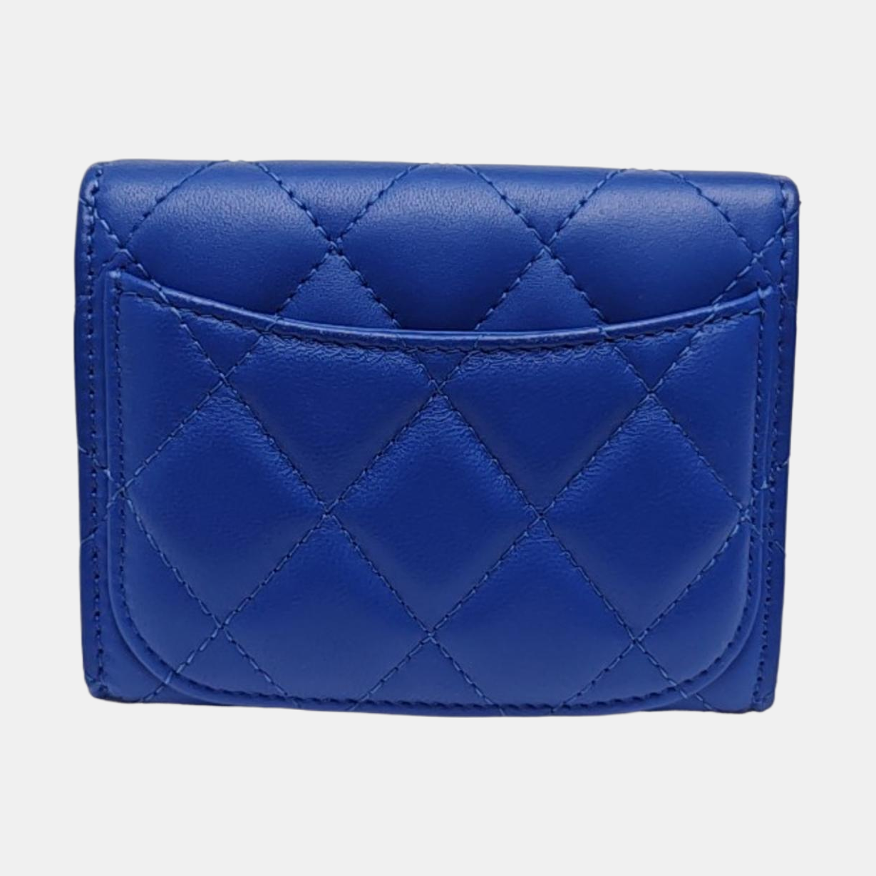 CLASSIC FLAP Quilted Lambskin Blue Card Holder