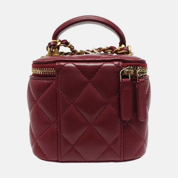 VANITY CASE Mini Quilted Lambskin Red