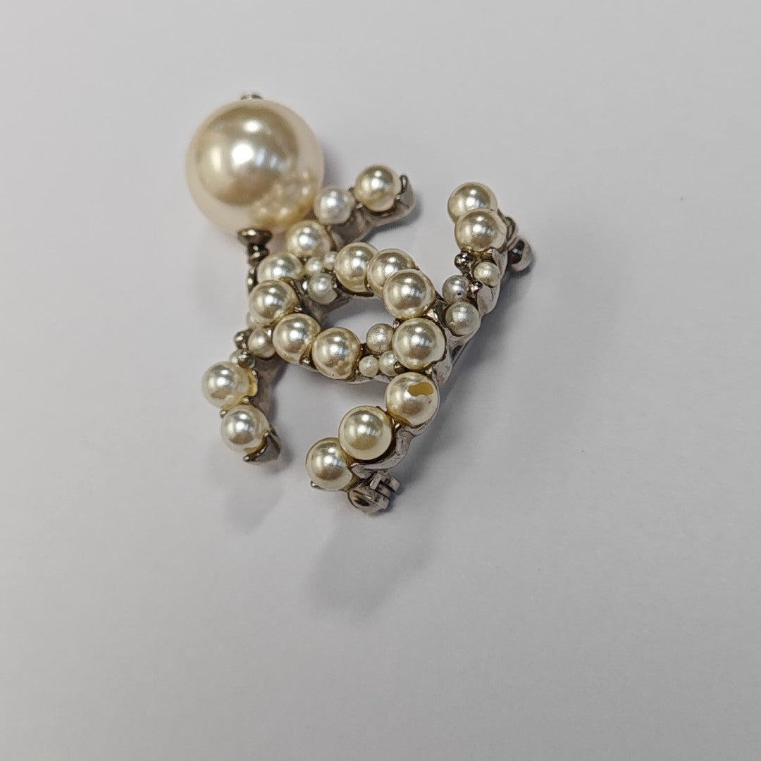 Faux Pearl White Brooch