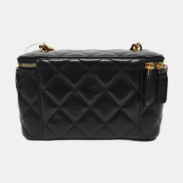 VANITY CASE Small Quilted Lambskin Black