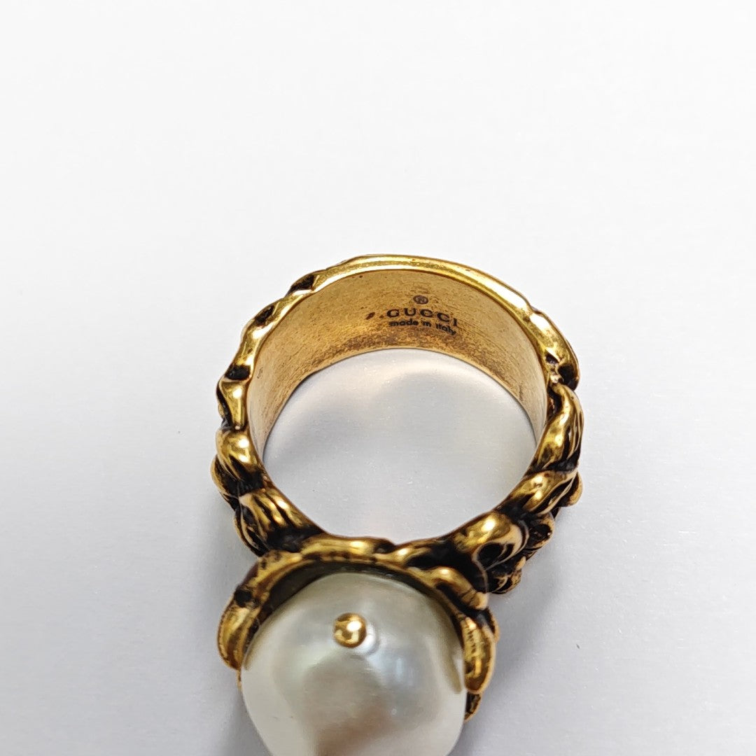 Metal Gold Ring HK 19