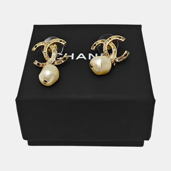 CC Logo Metal Gold Earrings