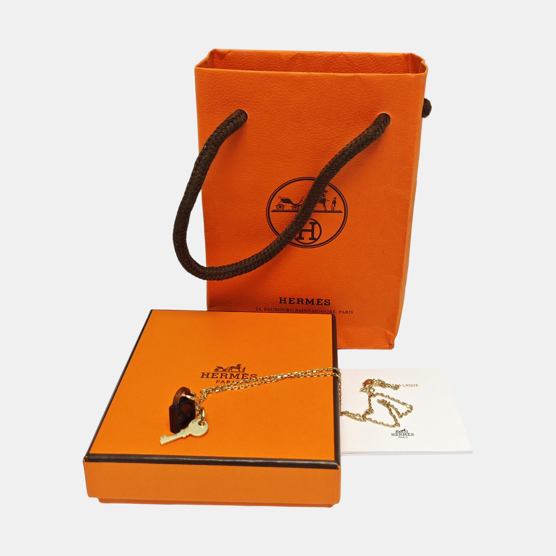 Amulette Metal Gold Necklace