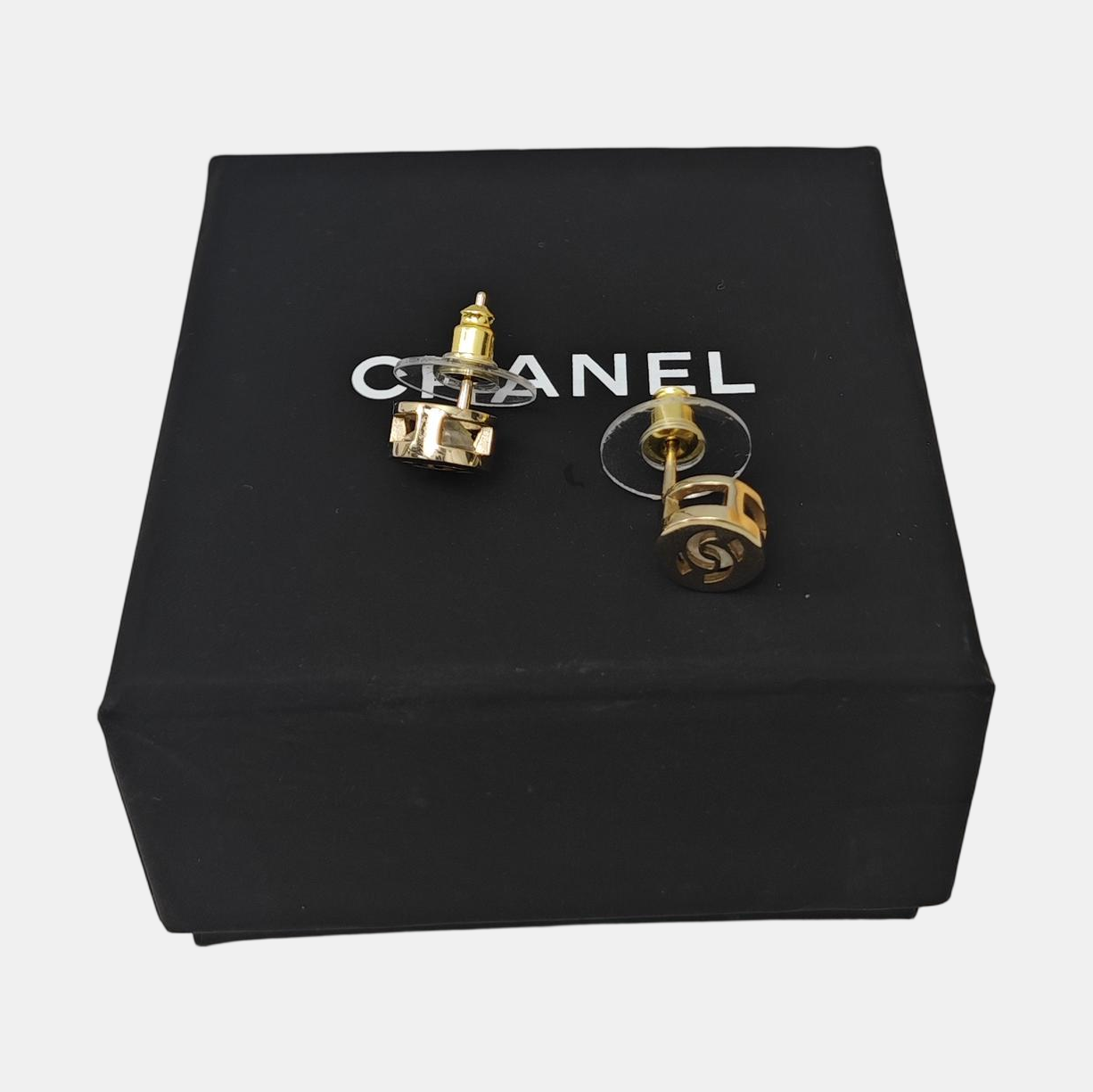 Metal Gold Stud Earrings