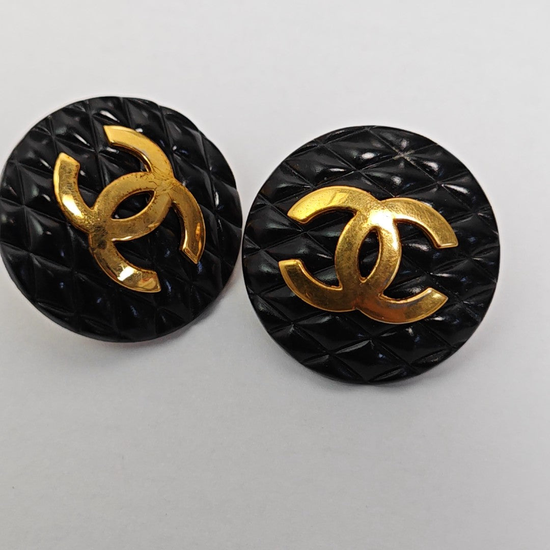 Metal Black Clip On Earrings
