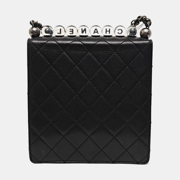 CLASSIC VERTICAL PEARL Quilted Lambskin Black
