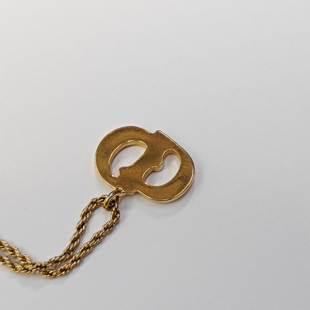 Twist Round Metal Gold Necklace