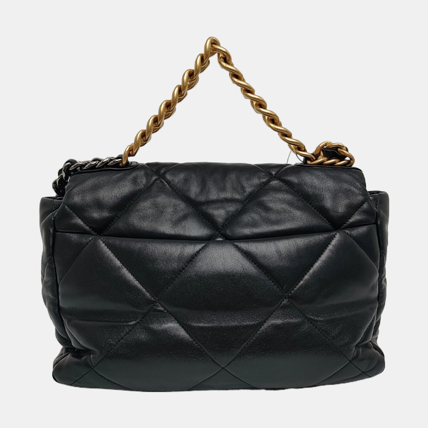 CHANEL 19 Grande Piel de Cordero Acolchada Negro
