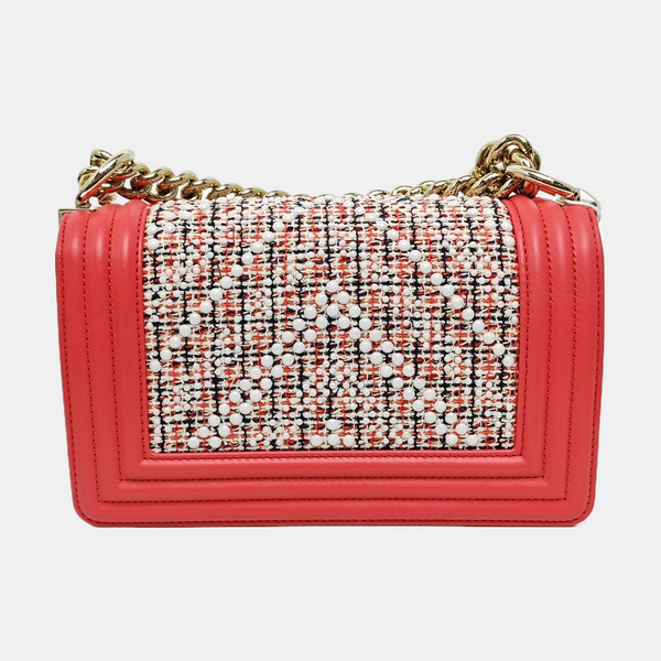 Authenticated pre-owned  BOY CHANEL Small Chevron Fabric Pink - Shoulder Bag at Looply