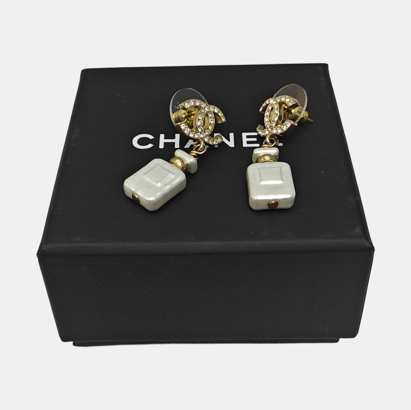 CC Logo Metal Gold Earrings