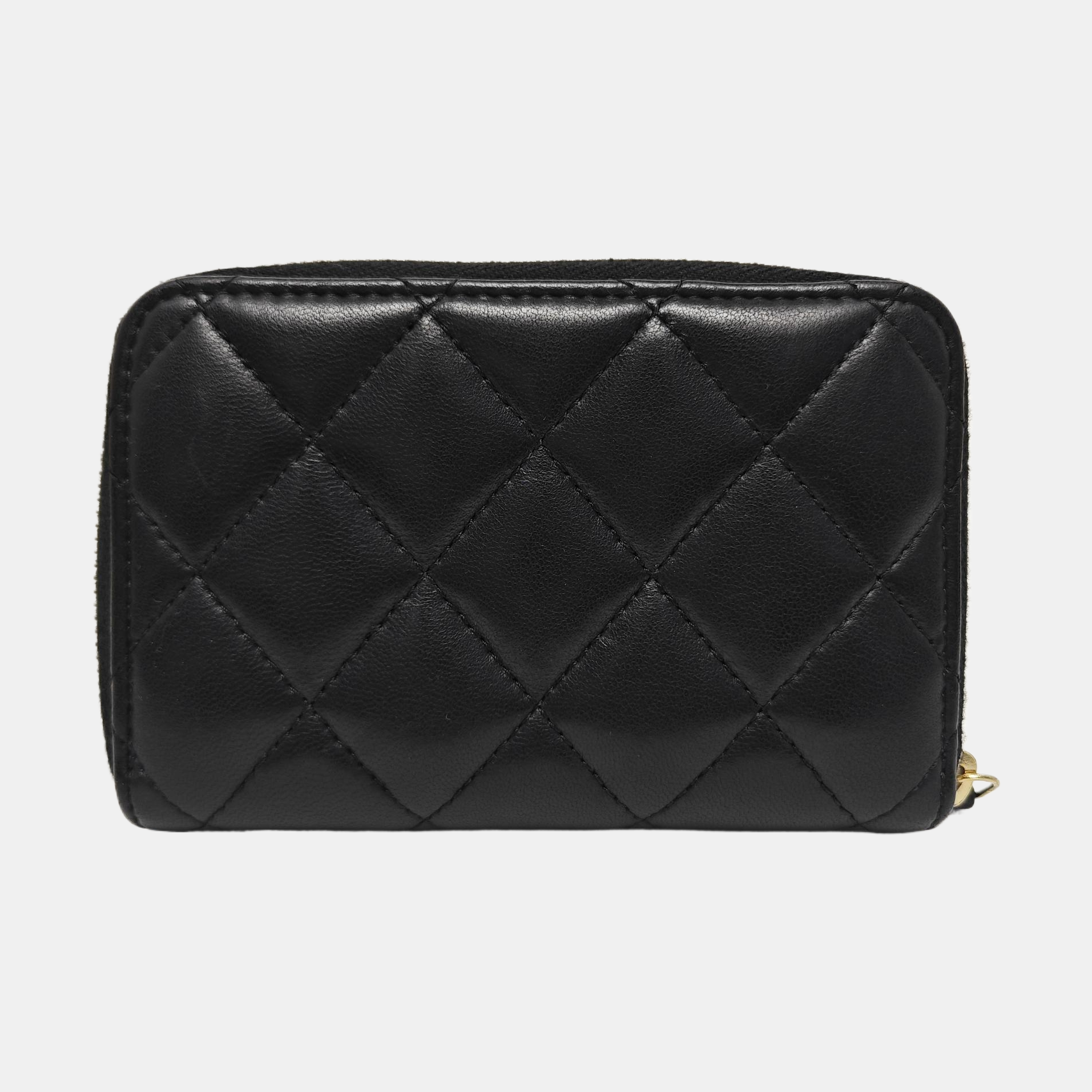 CHANEL 19 Small Quilted Lambskin Black Wallet