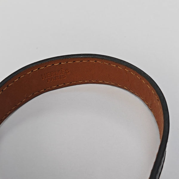 Behapi Leather Black Bangle