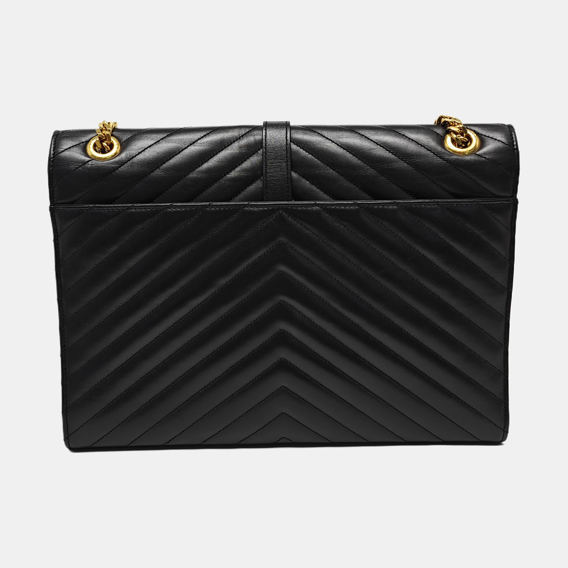 Authenticated pre-owned  ENVELOPE Large Chevron, Quilted Calfskin Black - Shoulder Bag at Looply