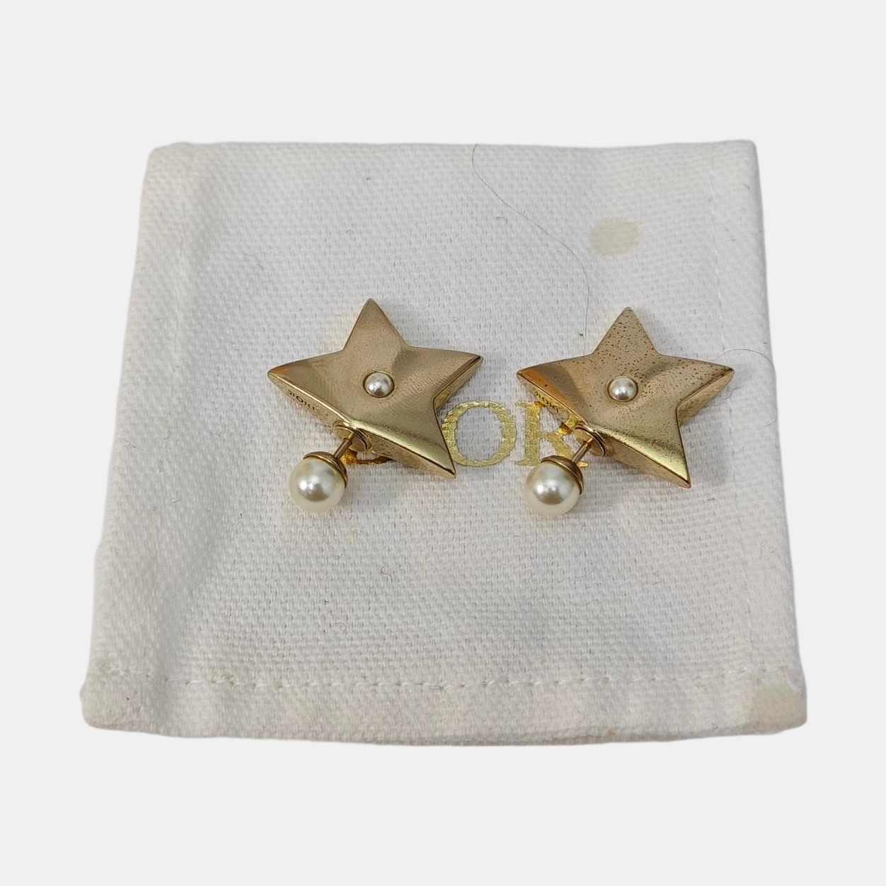 Metal Gold Stud Earrings