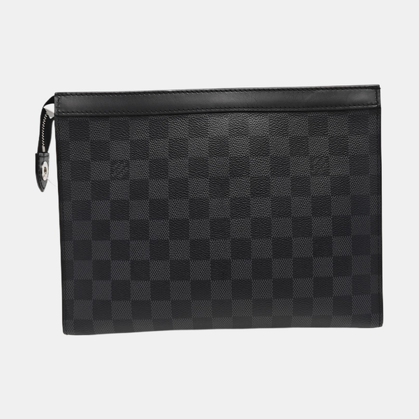 Pochette Voyag MM Damier Graphite Coated Canvas Gray