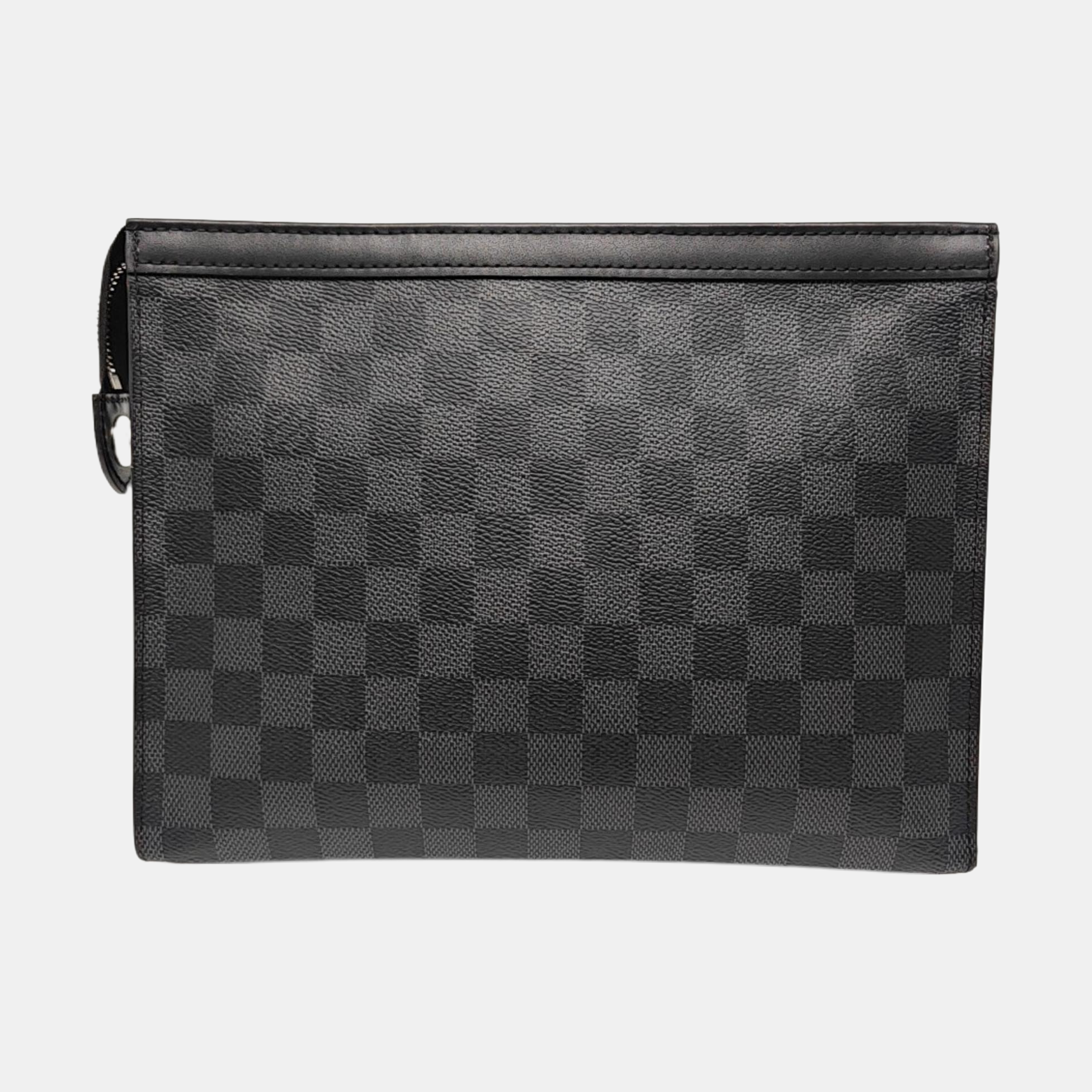 Pochette Voyag MM Damier Graphite Coated Canvas Gray